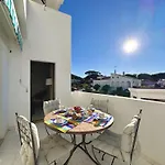 Brightness With Pool By Homing Daire