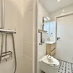 Apartman Brightness With Pool By Homing *