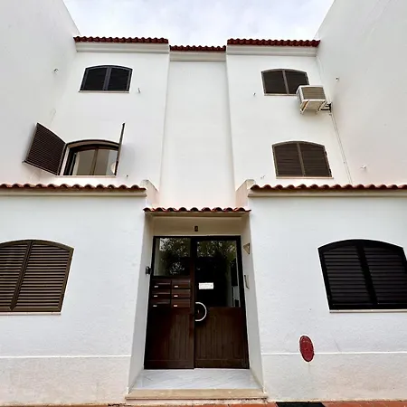 Brightness With Pool By Homing Apartament *