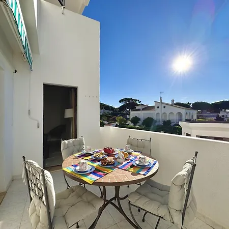 Brightness With Pool By Homing Apartament