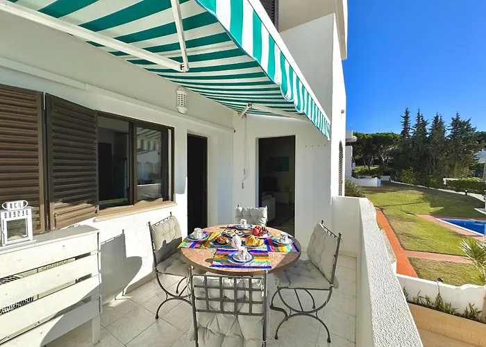 Apartament Brightness With Pool By Homing